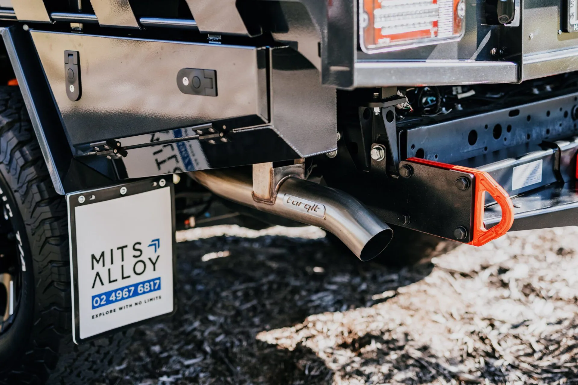 HS8151SS LC 79 Series 3.5" Single Exit Exhaust