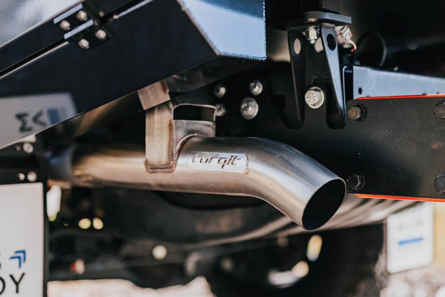 3.5" Single Exit Exhaust HS8132SS-391: Enhance Performance - Image 4