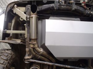 Torqit exhaust system on Toyota LandCruiser 200 Series with aftermarket fuel tank