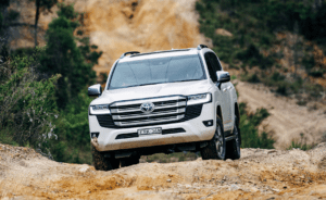 Toyota LandCruiser 300 LC300 Off-Road
