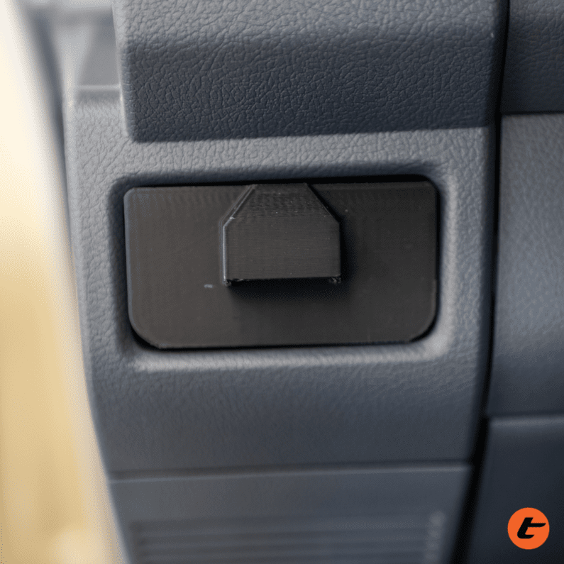 T.A.R. Torqit Accessory Range – LC70 Dash Cubbies